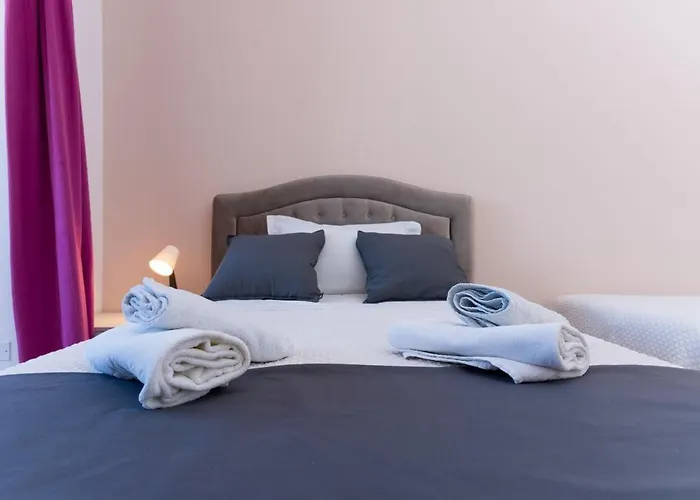 Vivere Penthouse Sea View, 2 Suites, 2 Baths, *