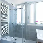 Vivere Penthouse Sea View, 2 Suites, 2 Baths, *