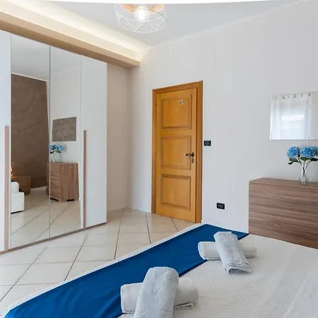 Penthouse Sea View, 2 Suites, 2 Baths,