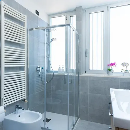 Penthouse Sea View, 2 Suites, 2 Baths, *