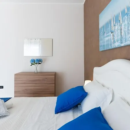 Penthouse Sea View, 2 Suites, 2 Baths, * Pescara