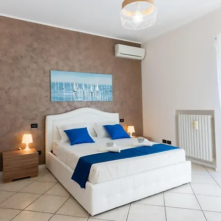 Vivere Penthouse Sea View, 2 Suites, 2 Baths,