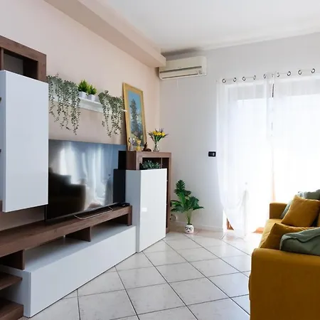 Daire Vivere Penthouse Sea View, 2 Suites, 2 Baths, Pescara
