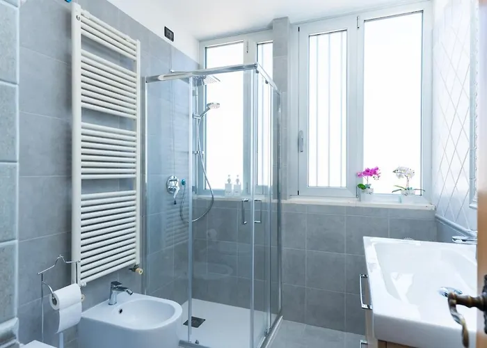 Vivere Penthouse Sea View, 2 Suites, 2 Baths, *