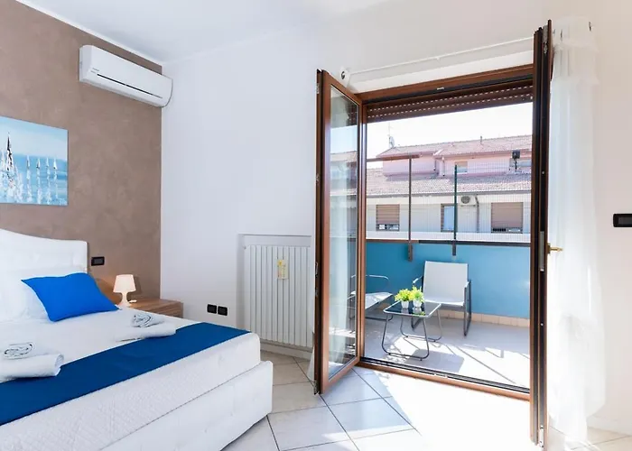 Vivere Penthouse Sea View, 2 Suites, 2 Baths,