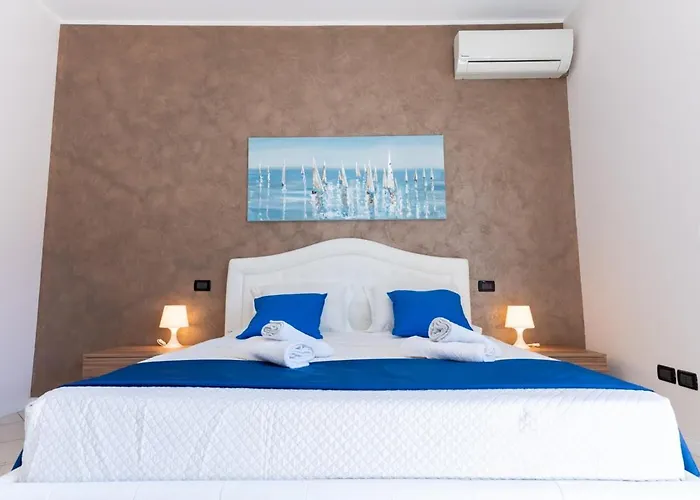 Vivere Penthouse Sea View, 2 Suites, 2 Baths, Апартаменты